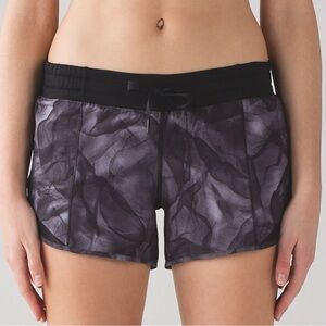 Lululemon Hotty Hot Shorts Size 4